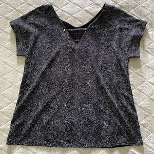 A new day Women’s S black and white dressy top